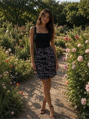 Talbots Black Floral Pencil
Skirt Zip Women's Size 8
